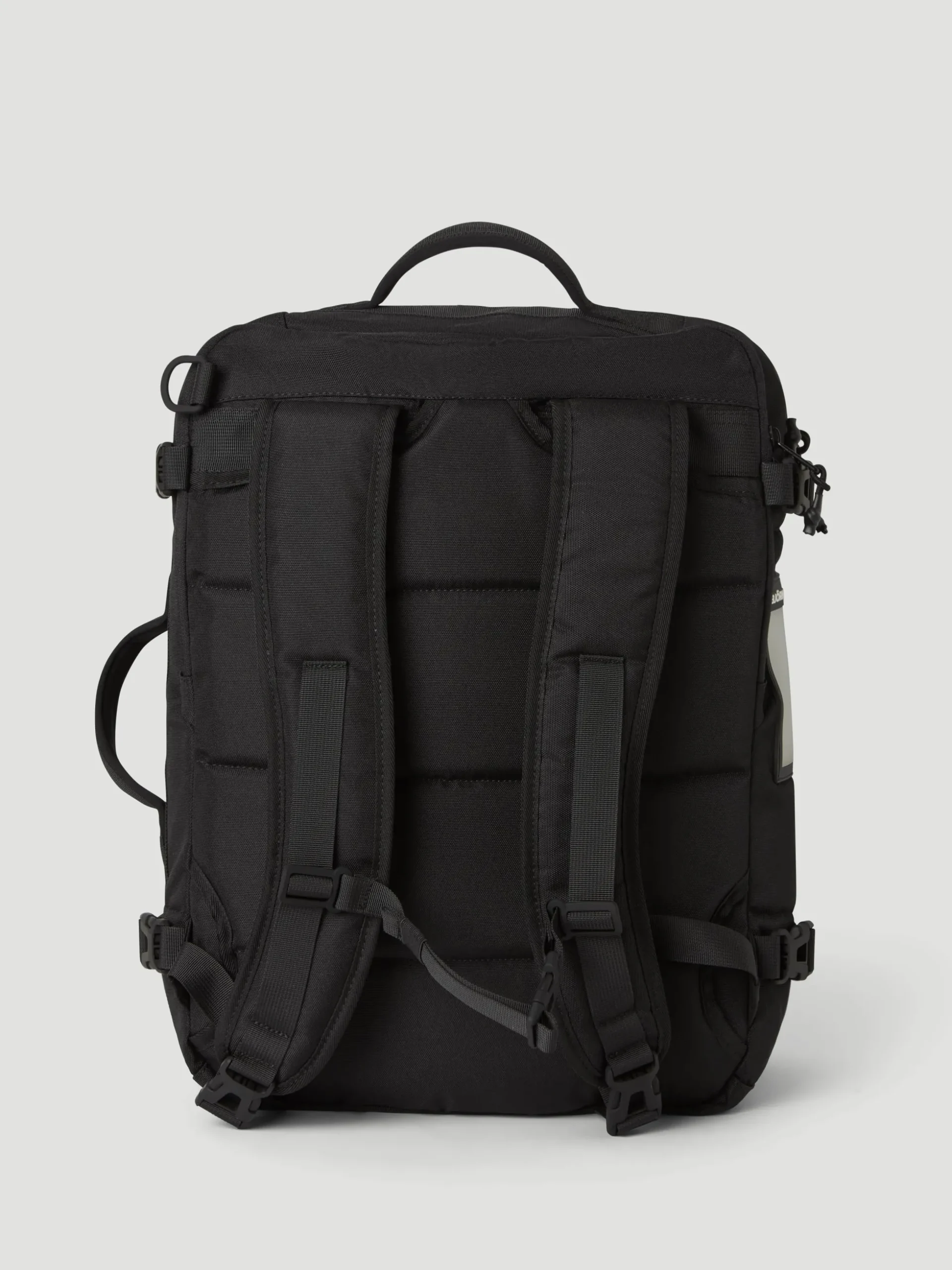 Borg Travel Backpack L - 35L