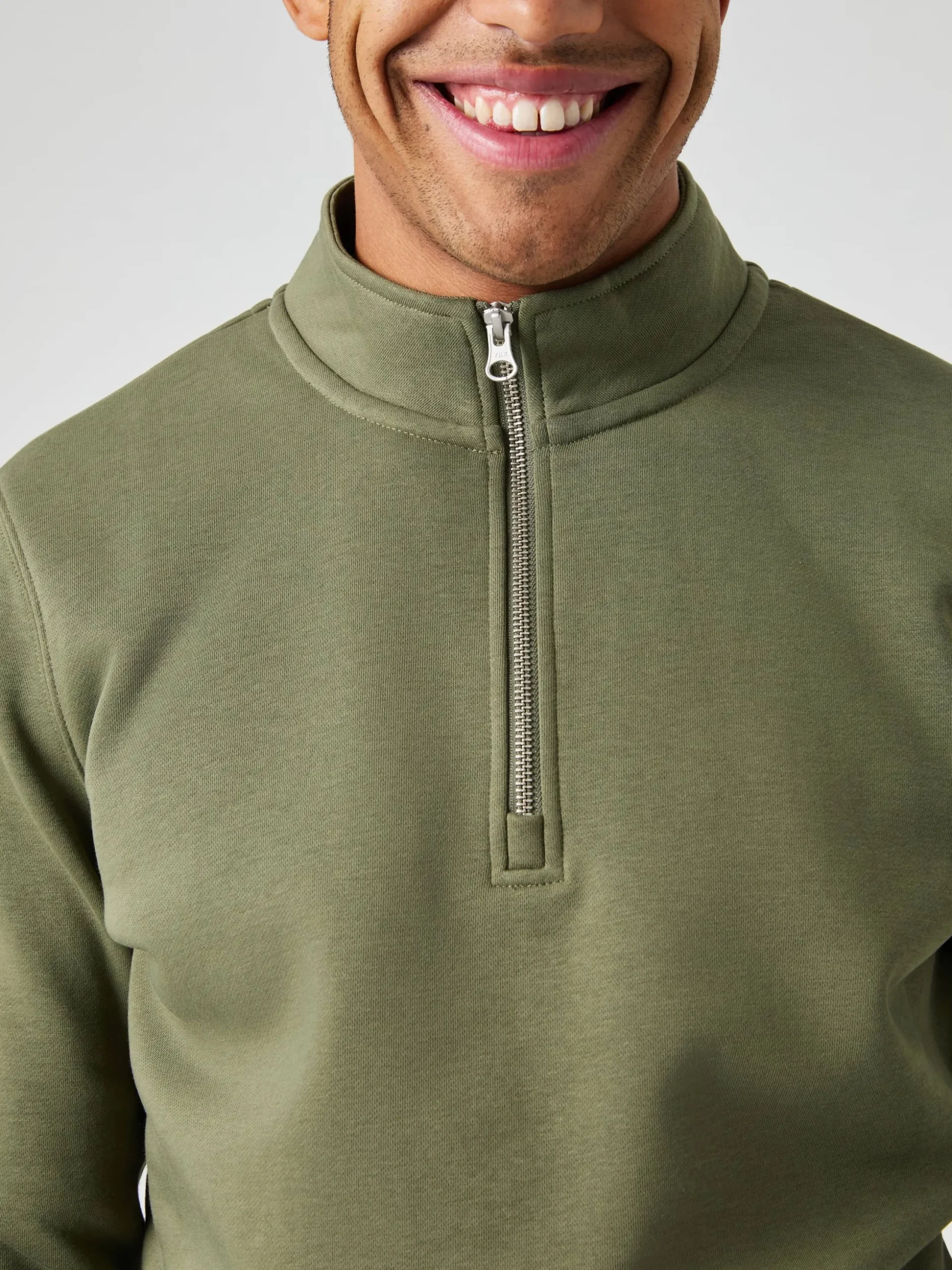 Centre Half Zip