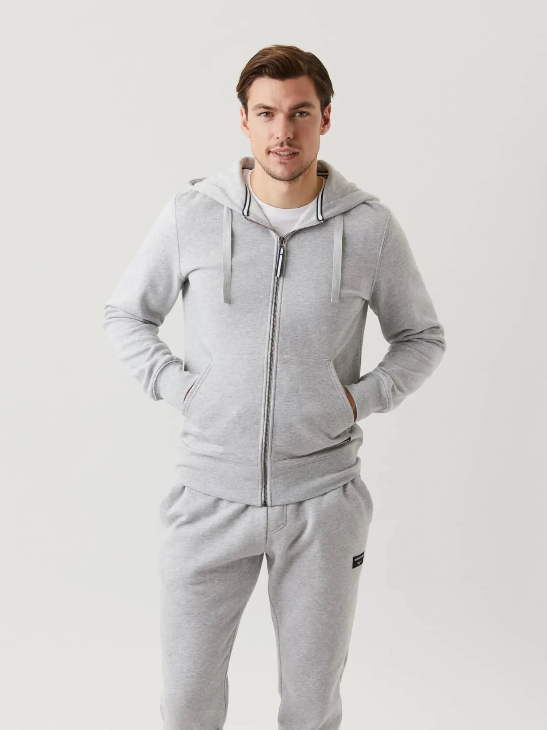 Centre Zip Hood