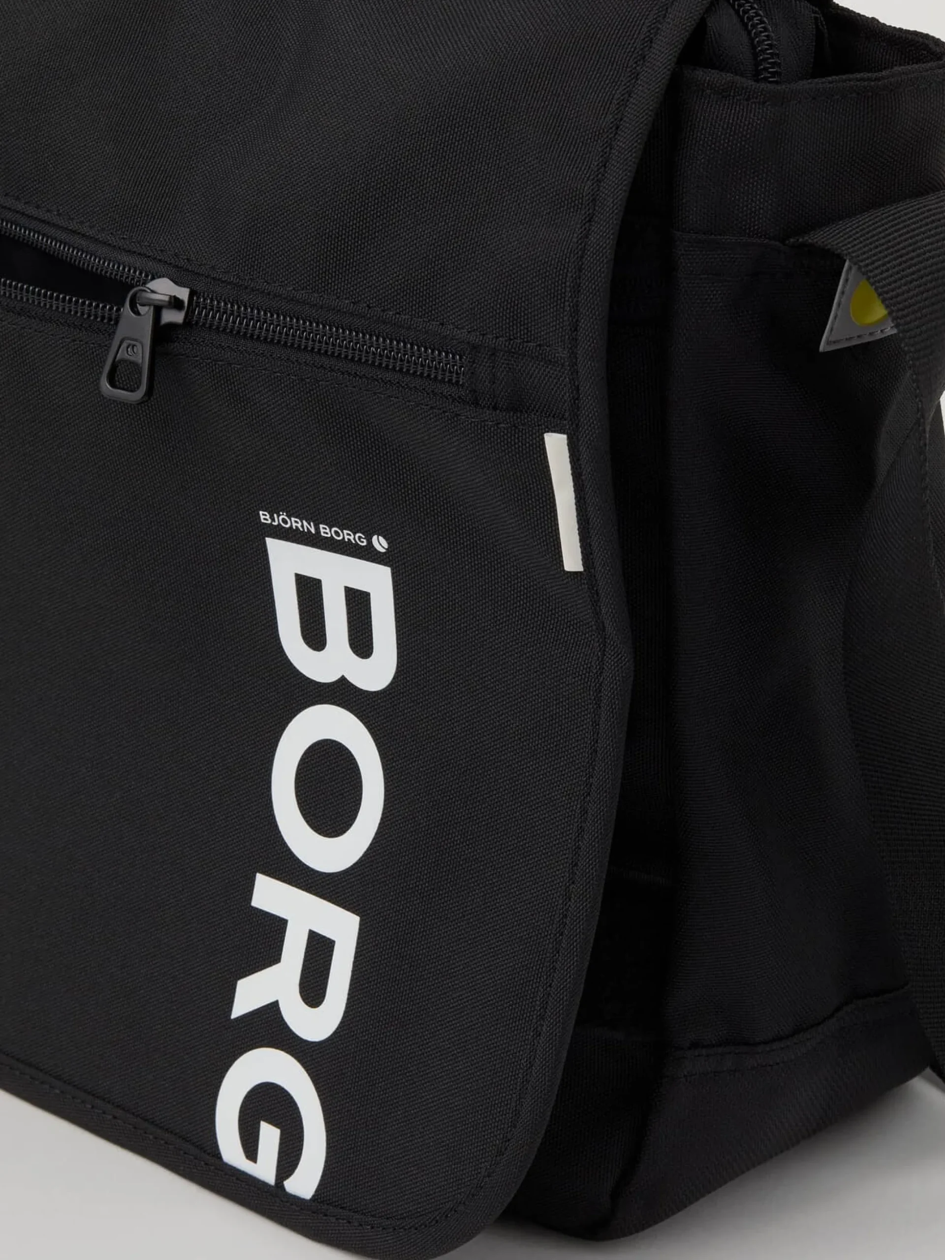 Core Flapbag 12L