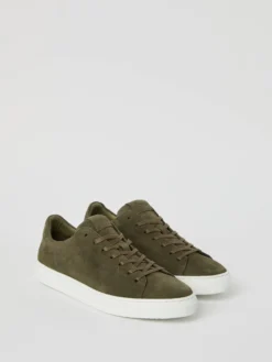 Men's Classic Suede Sneakers