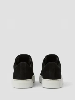 Men's Classic Suede Sneakers