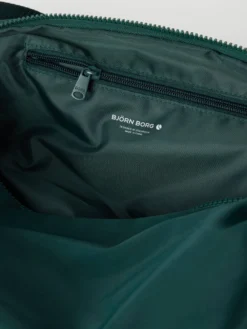 Studio Active Shoulder Bag 20L