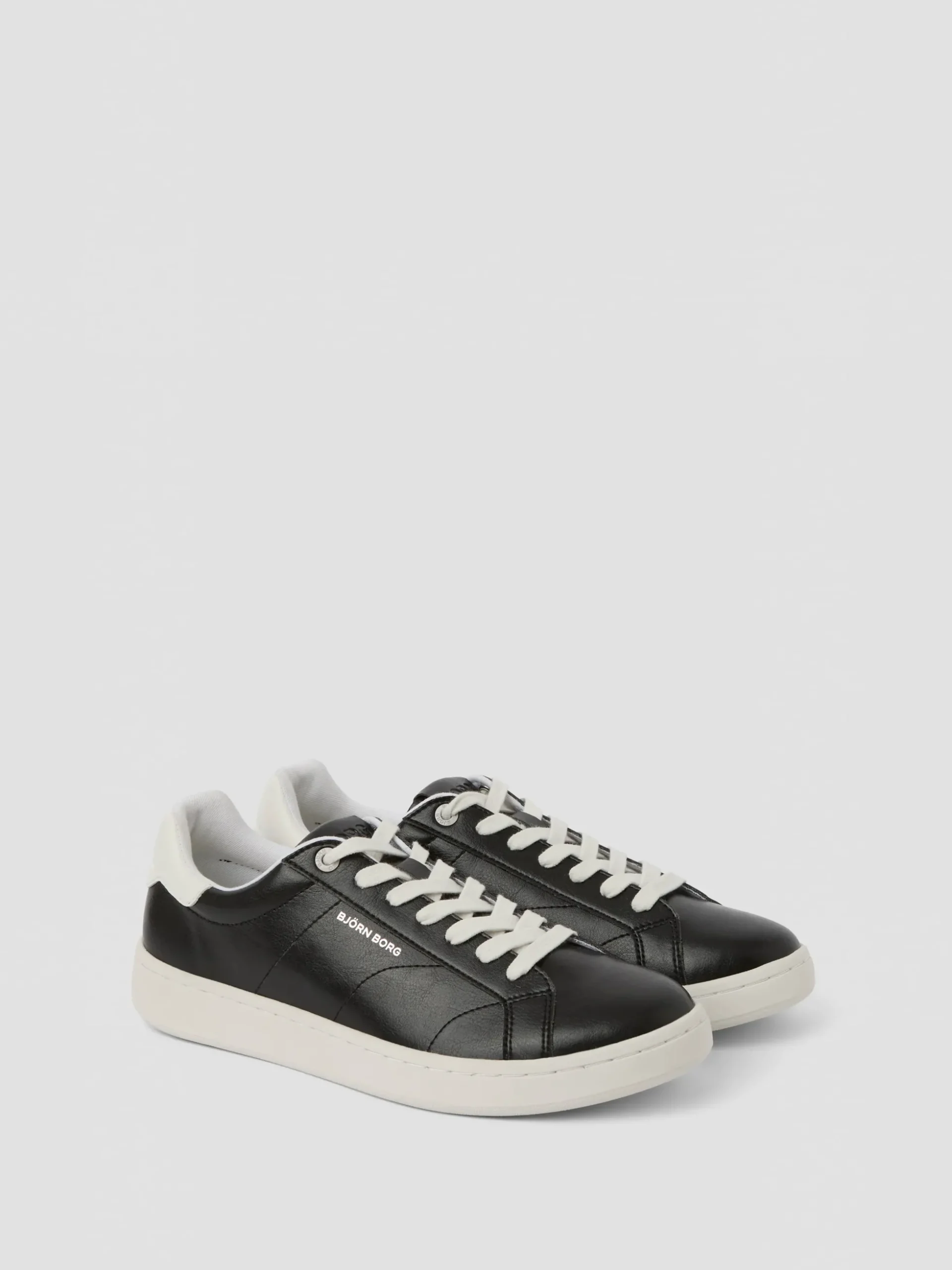 Unisex Deuce Sneakers
