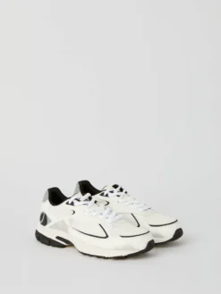 Women's Nova Sneakers